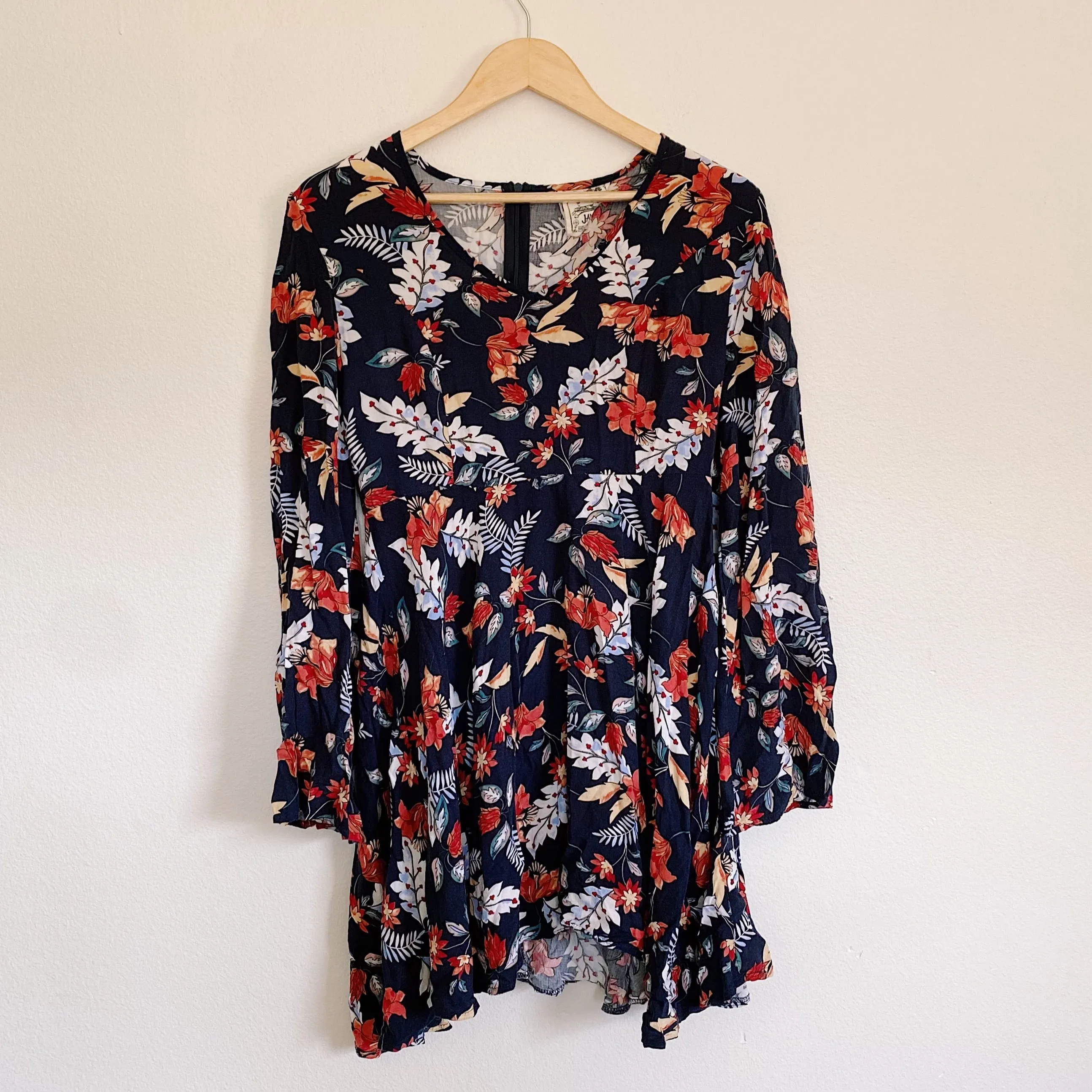 Anthropologie JAASE Floral Bell Sleeve Tunic Medium