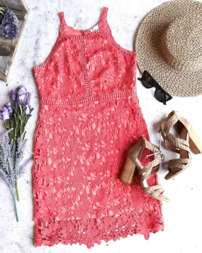 Ashlyn Sleeveless Lace Bodycon Dress in Coral