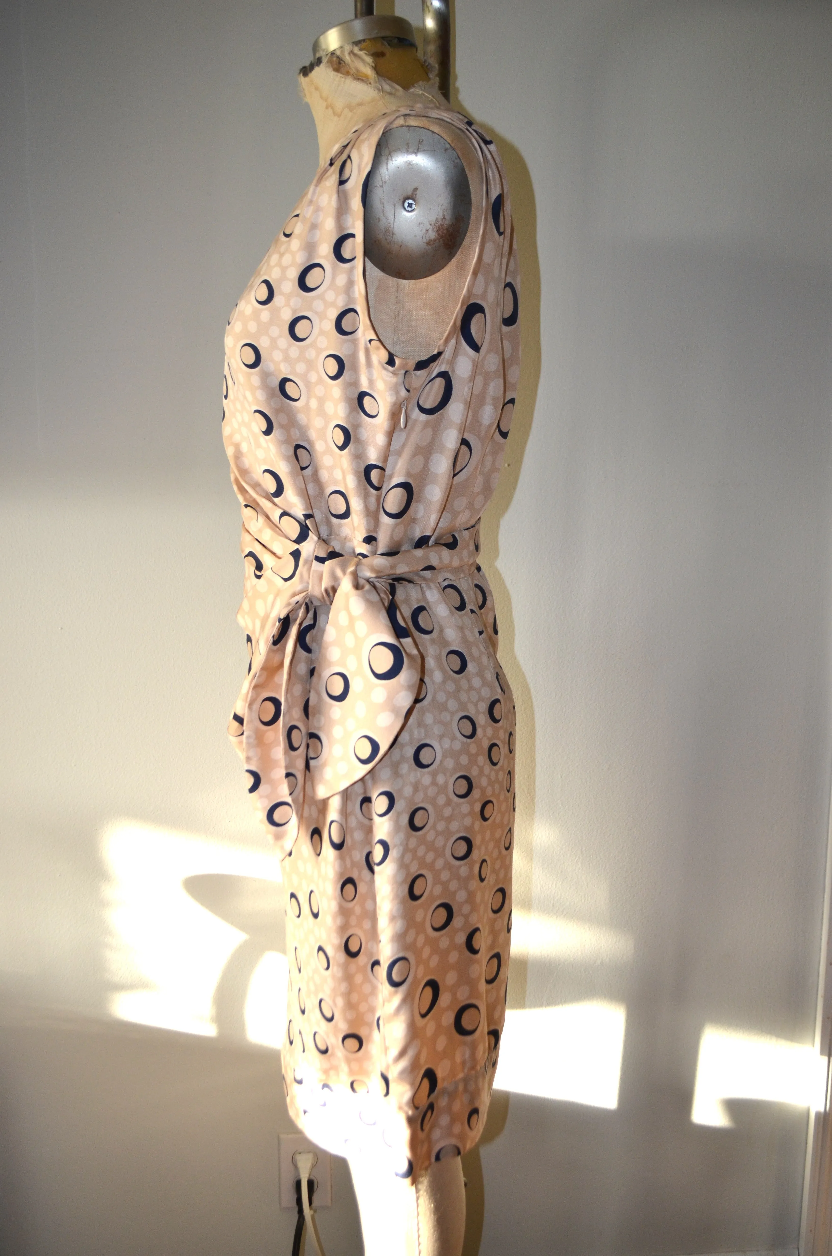 Authentic Diane Von Furstenberg 100% silk polka dot dress