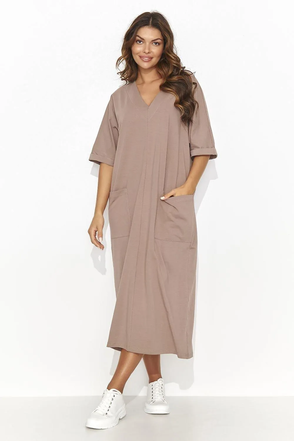 Chic Everyday Heartline Maxi Dress