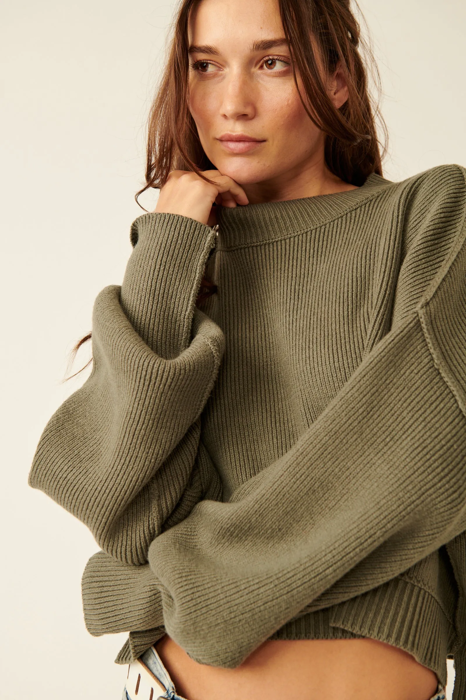 Easy Street Crop Pullover Dried Basil