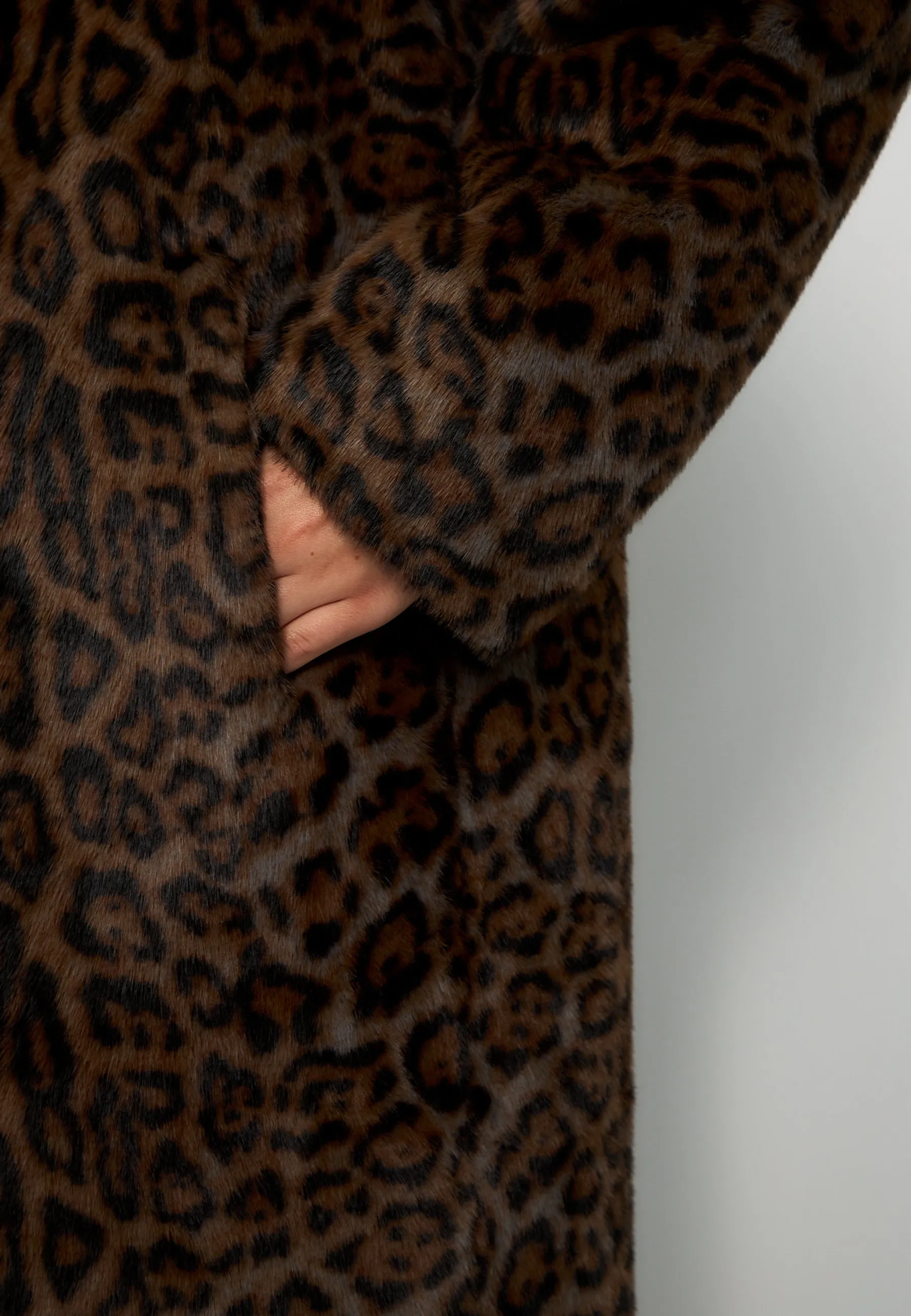 Elegant Leopard Print Faux Fur Coat Ivy