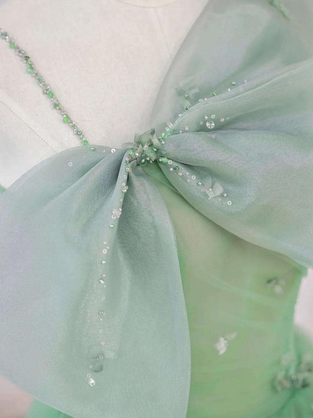 Green Tulle Short Prom Dress, A-Line Evening Dress with Bow