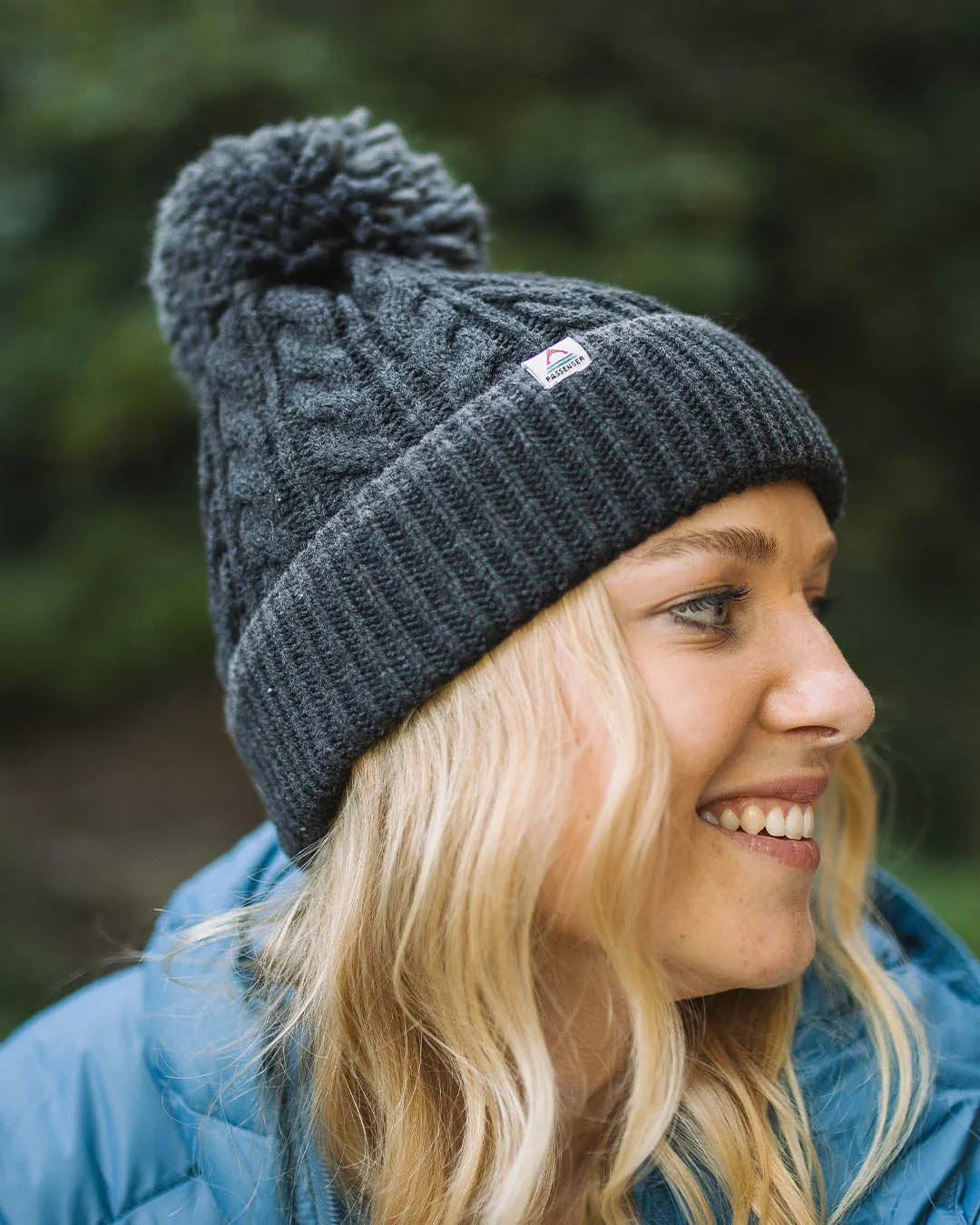 Stoke Bobble Hat - Faded Black