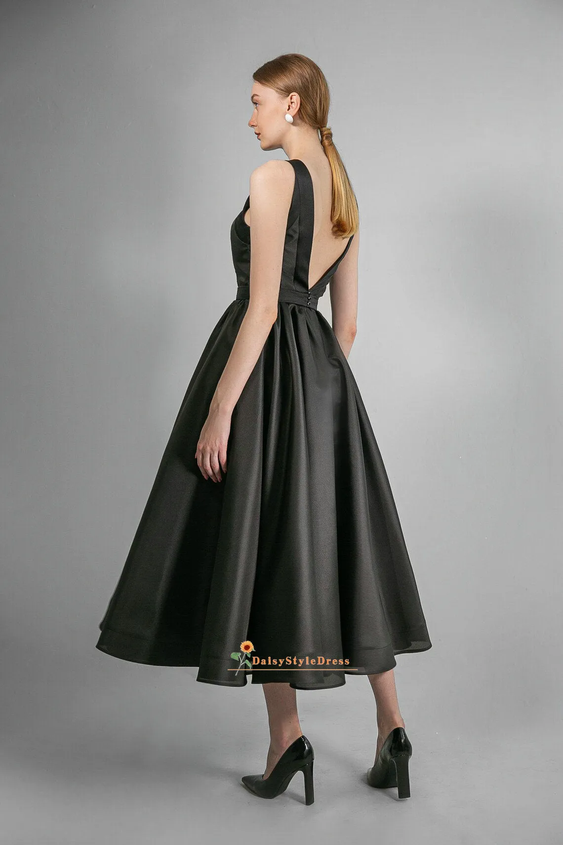 Tea Length V-back Black Party Dress with Pocket