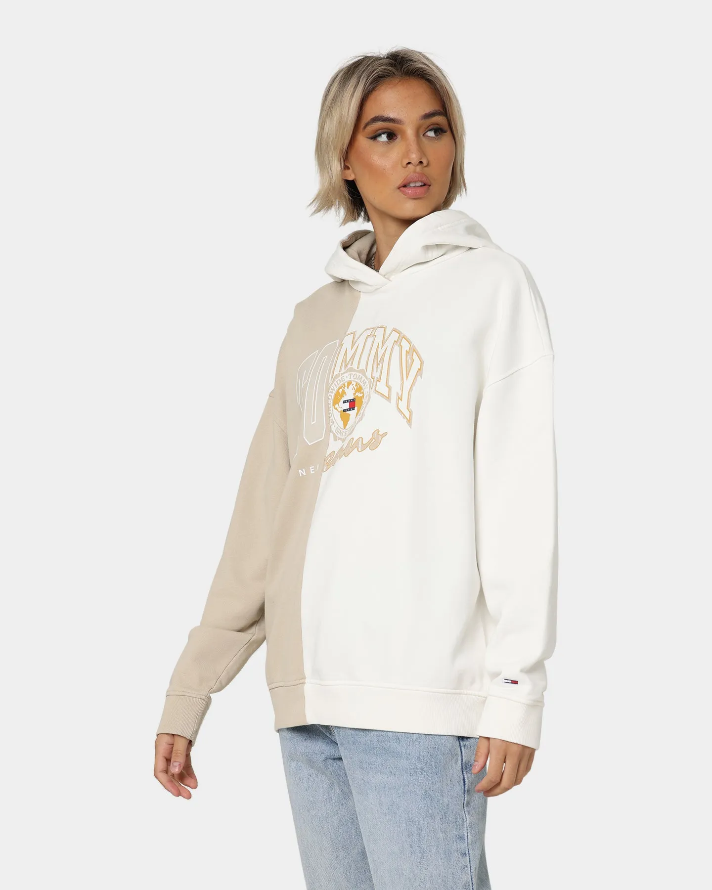 Tommy Jeans Women's Oversized College Hoodie Savannah Sand