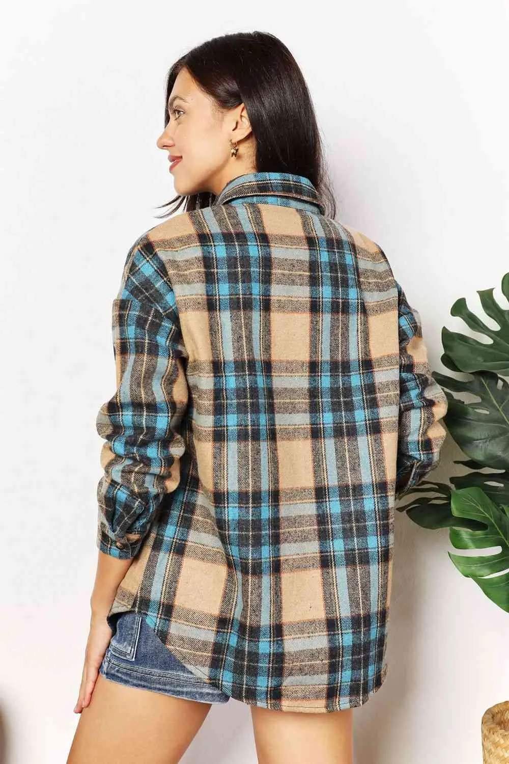 Women's Double Take Plaid Curved Hem Shirt Jacket with Breast Pockets